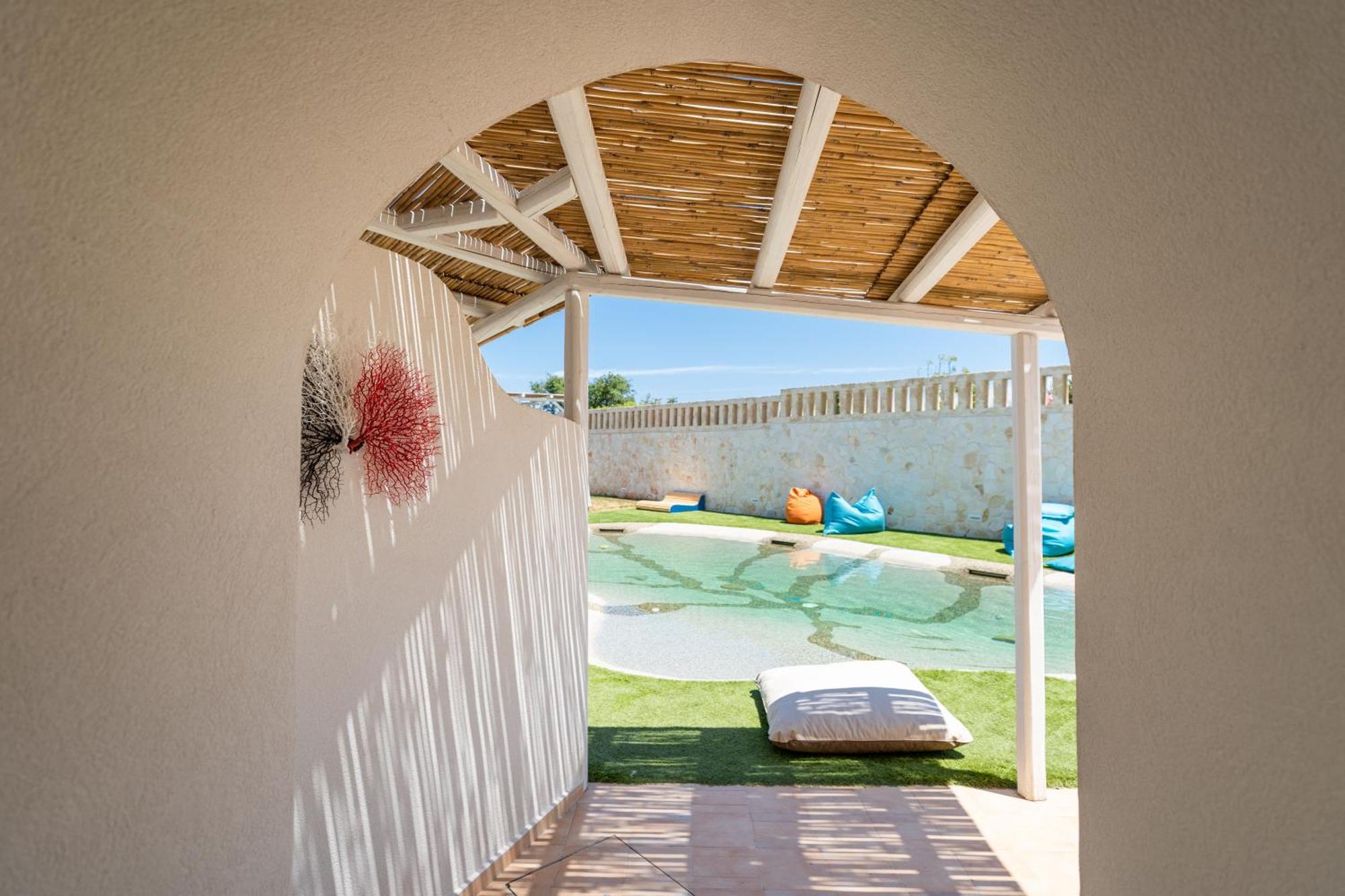 Don Leonardo - Pool And Wellness Bed & Breakfast โปลีญาโนอามาเร ภายนอก รูปภาพ