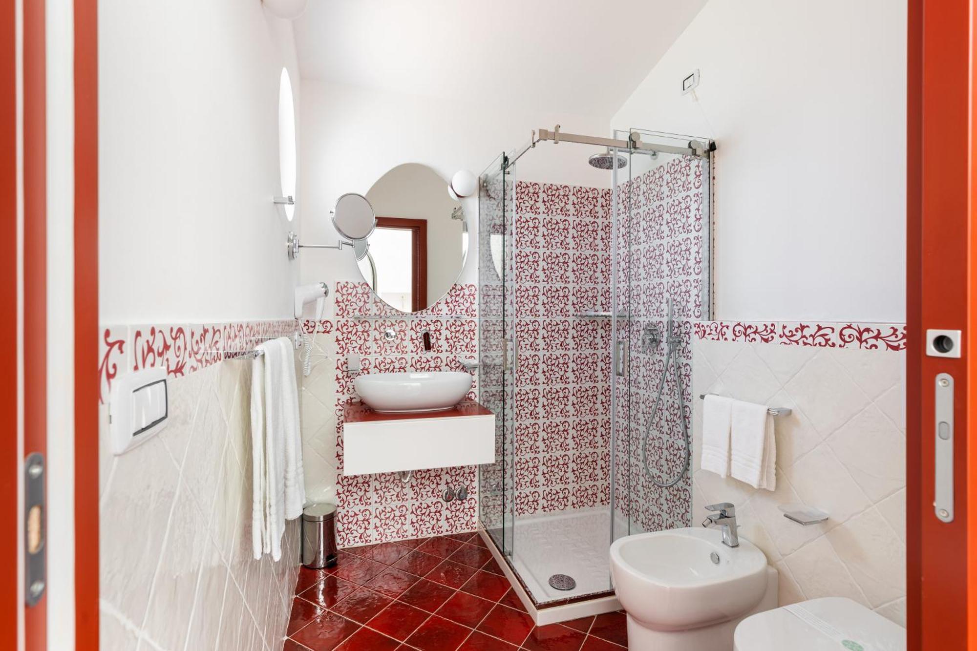 Don Leonardo - Pool And Wellness Bed & Breakfast โปลีญาโนอามาเร ภายนอก รูปภาพ